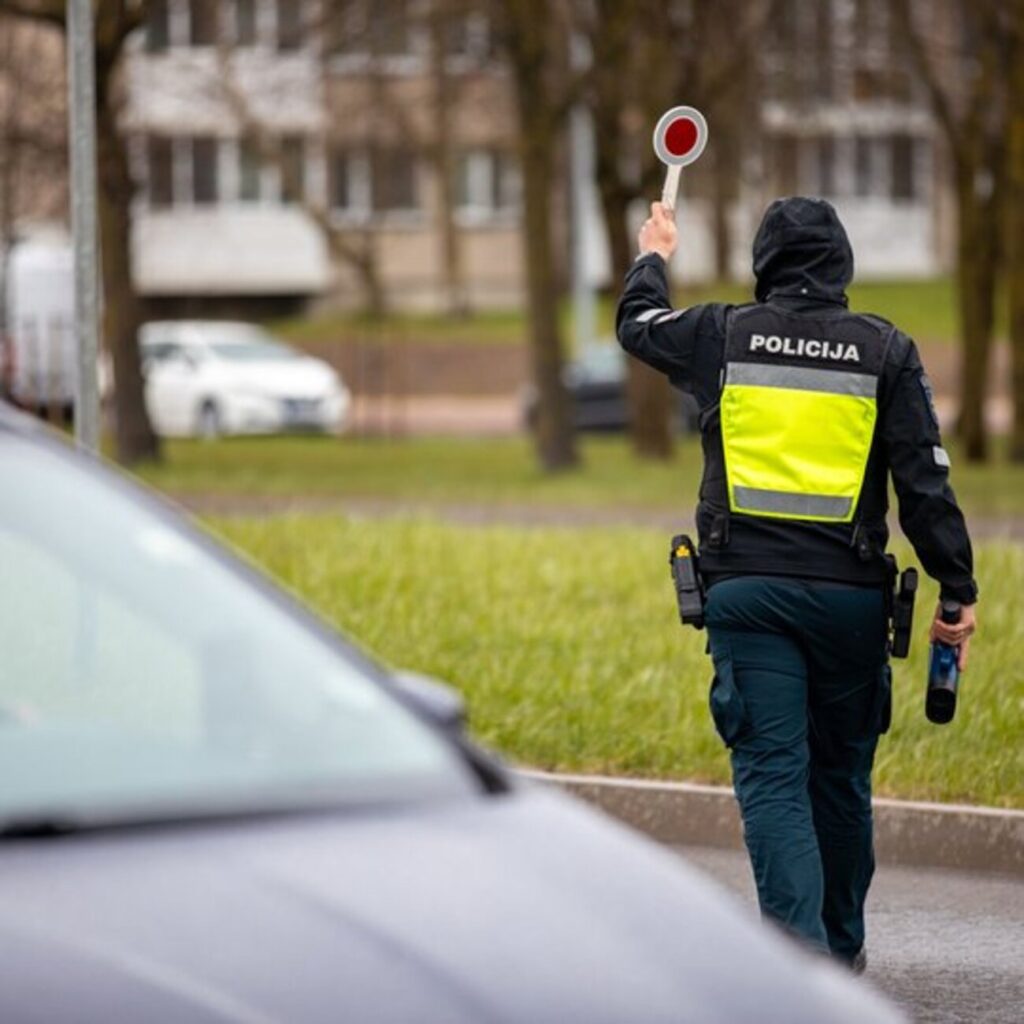 Policininkas Stabdo