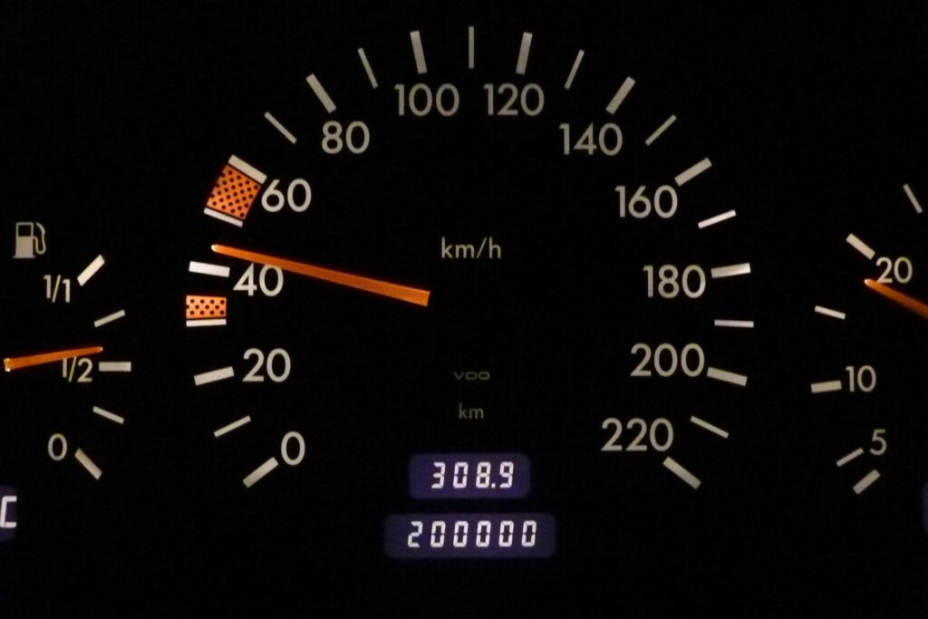automobilio prietaisu skydelis rida