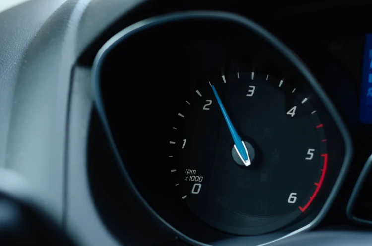 automobilio variklio apsukos rpm