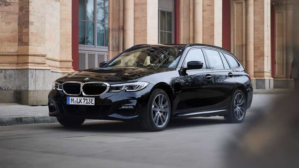 bmw 330e xdrive touring
