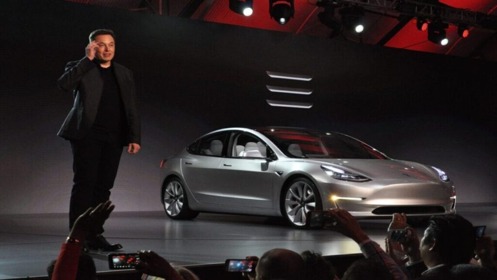 elonas muskas tesla