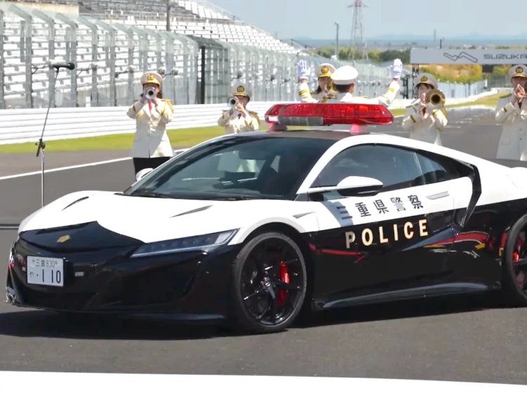 honda acura nsx japonijos policijos automobilis