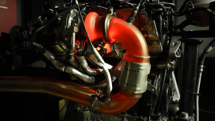 ikaitusi turbina variklis temperatura