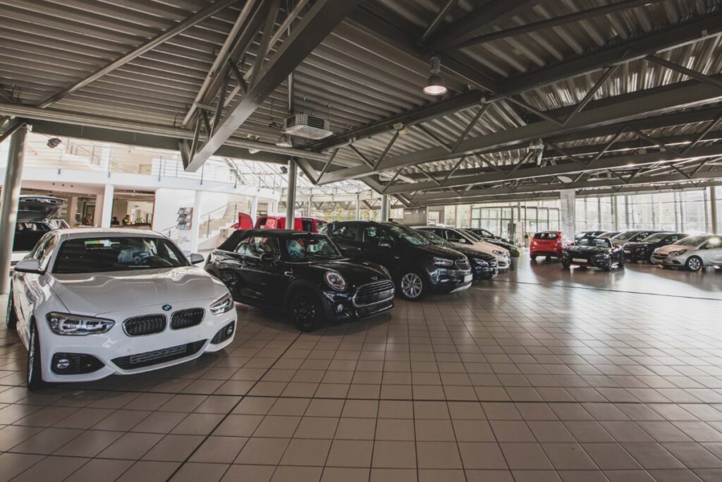 naudoti automobiliai is vokietijos automobiliu salonas