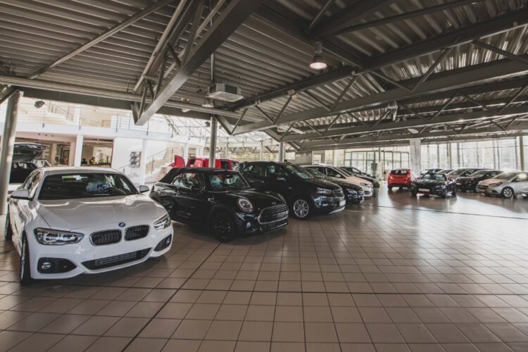 naudoti automobiliai is vokietijos automobiliu salonas