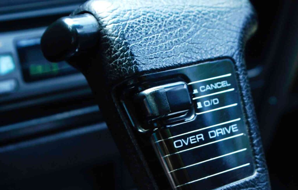 overdrive rezimas automatineje pavaru dezeje