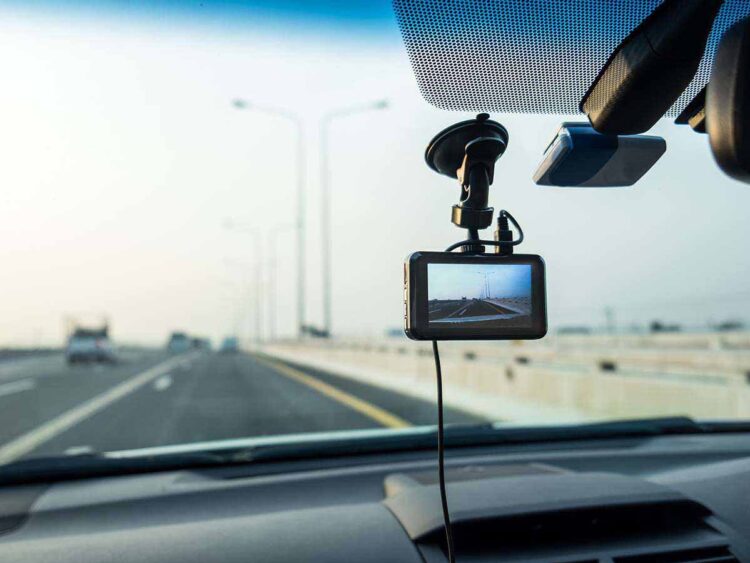 vaizdo registratorius automobilyje