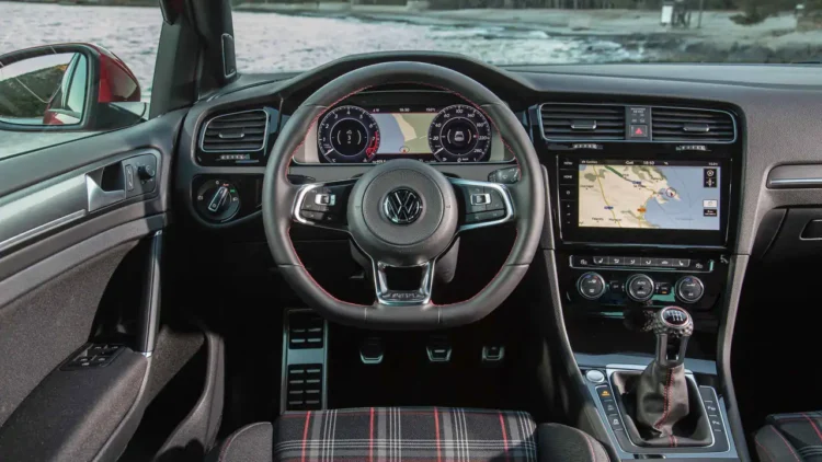 2017 volkswagen golf gti interjeras