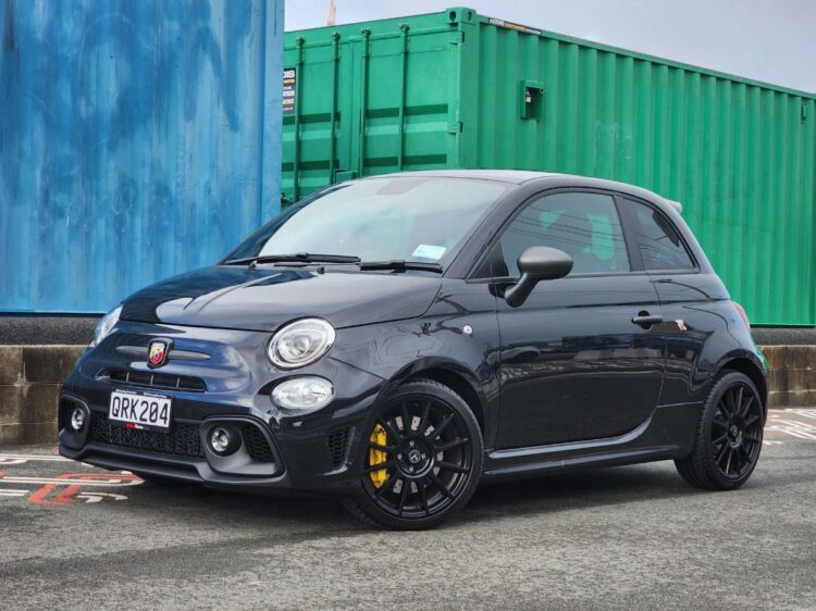 Abarth 695 Competizione