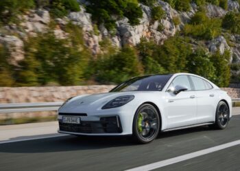 Porsche Panamera E-Hybrid