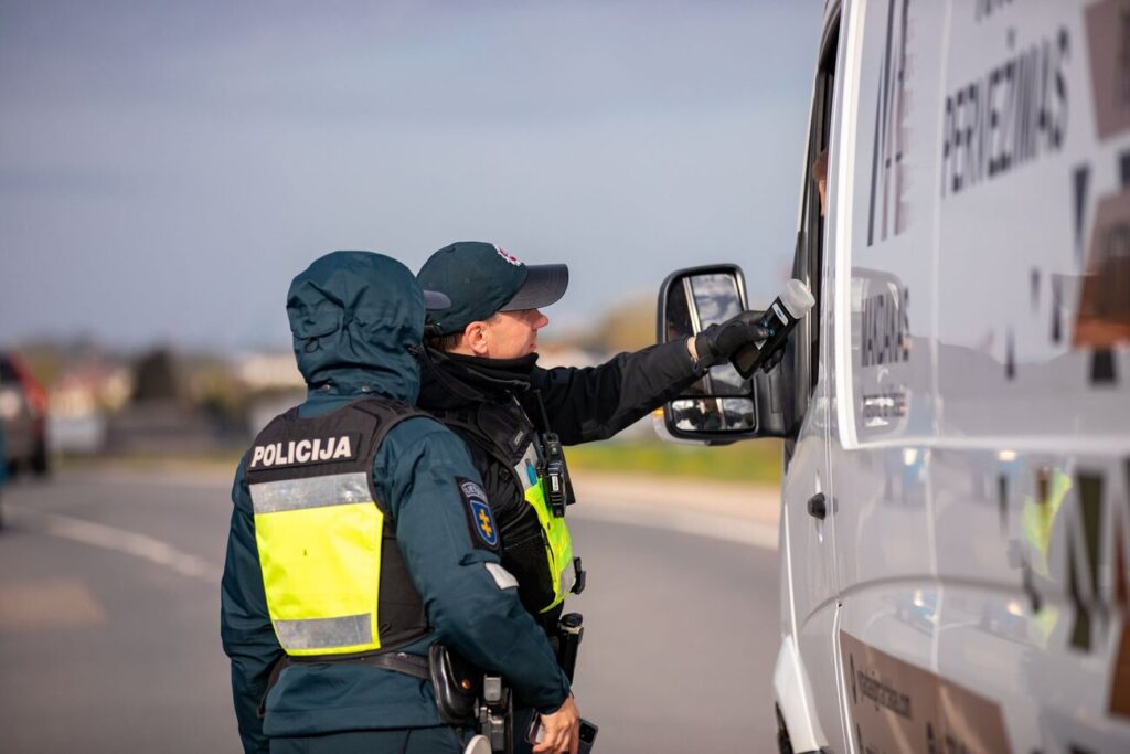 Reidas policijos pareigunai