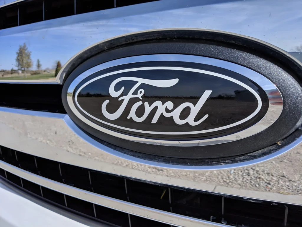 ford logotipas emblema