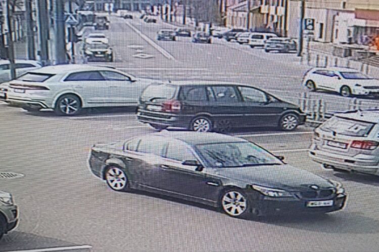 is eismo ivykio vietos pabeges bmw automobilis ir vairuotojas