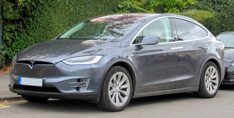 tesla model x elektromobilis