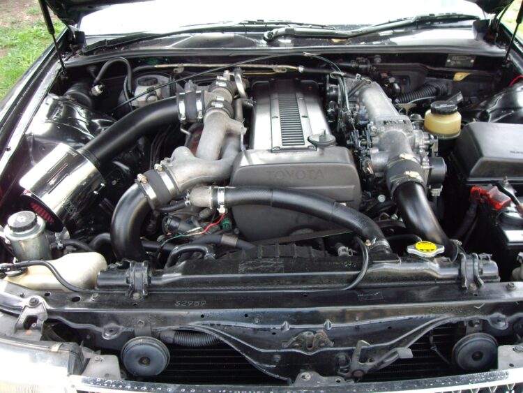 toyota 1JZ-GE variklis