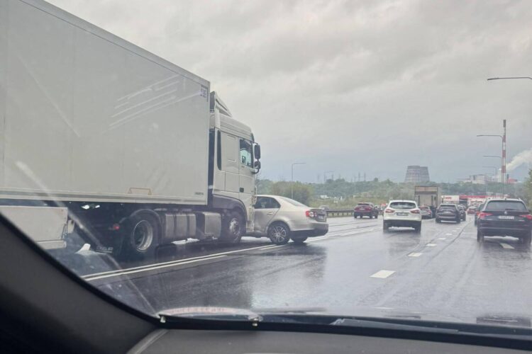 vilkiko ir volkswagen jetta avarija gariunu gatveje vilniuje