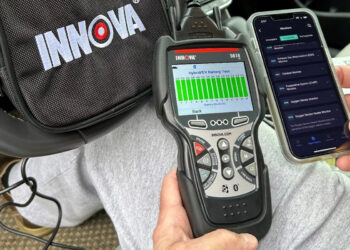 Kaip patikrinti naudoto elektromobilio bateriją prieš pirkimą