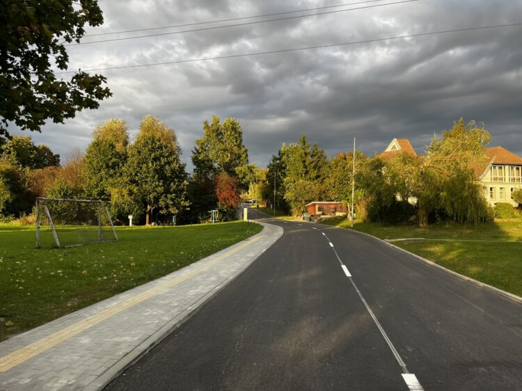 Klaipėdoje asfaltuojami žvyrkeliai dar 6 km naujos dangos