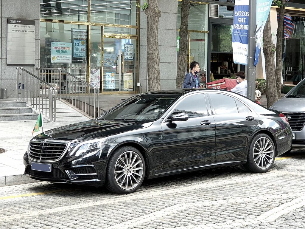 Mercedes Benz S Class W222