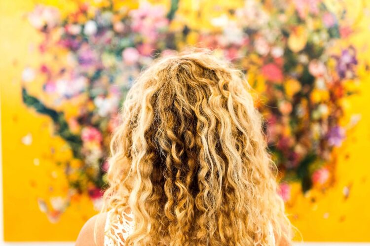 blonde-1269392_1920