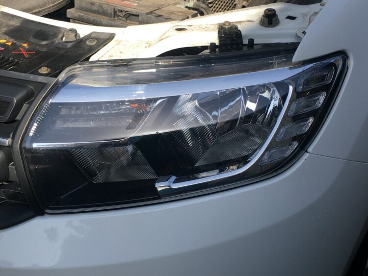 dacia logan priekinis zibintas