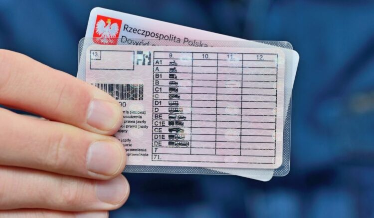lenkiskas vairuotojo pazymejimas Ar galima vairuoti Lietuvoje su užsienio pažymėjimu, jei čia atimta teisė
