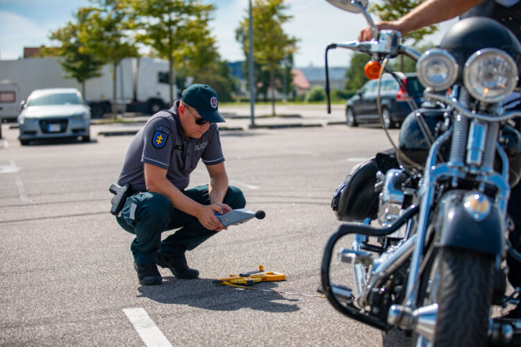 policijos pareigunas transporto priemones garso patikra matavimas tikrinimas