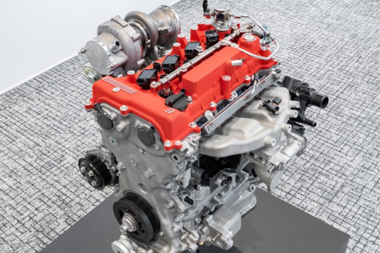Naujas Toyota 600 AG variklis šokiruos BMW ir Mercedes