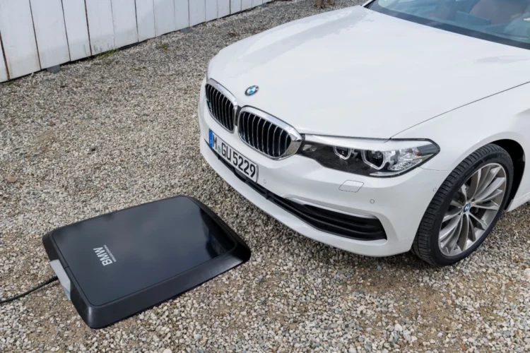 belaidis elektromobiliu ikrovimas bmw
