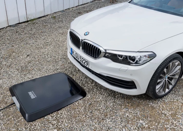 belaidis elektromobiliu ikrovimas bmw