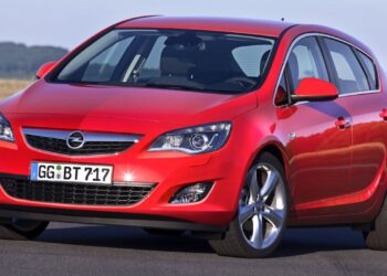 opel astra 2010