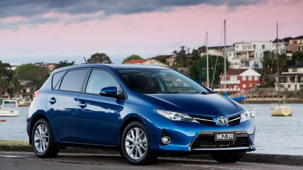 toyota corolla 2012