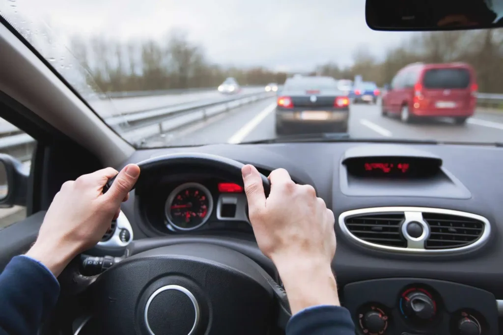 Ar galima gauti baudą už važiavimą per arti kito automobilio saugus atstumas bauda baudos