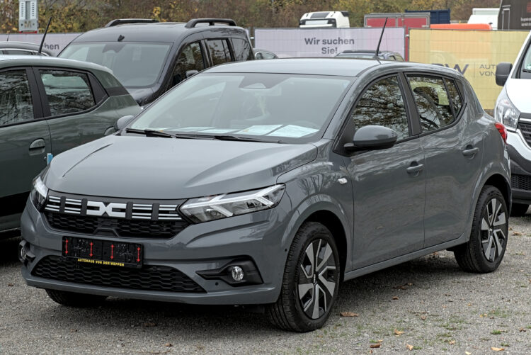 Dacia Sandero 2023