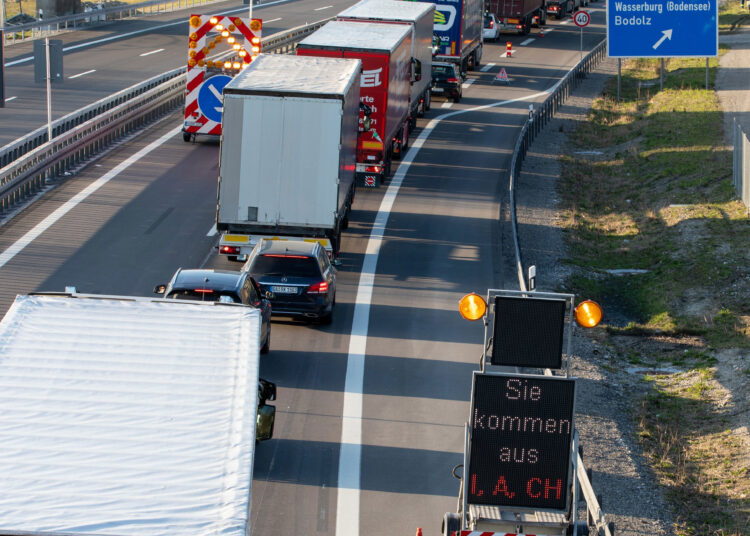 Trims metams uždaryta svarbi autostrada vokietijoje kaip tai atsilieps mūsų vairuotojams
