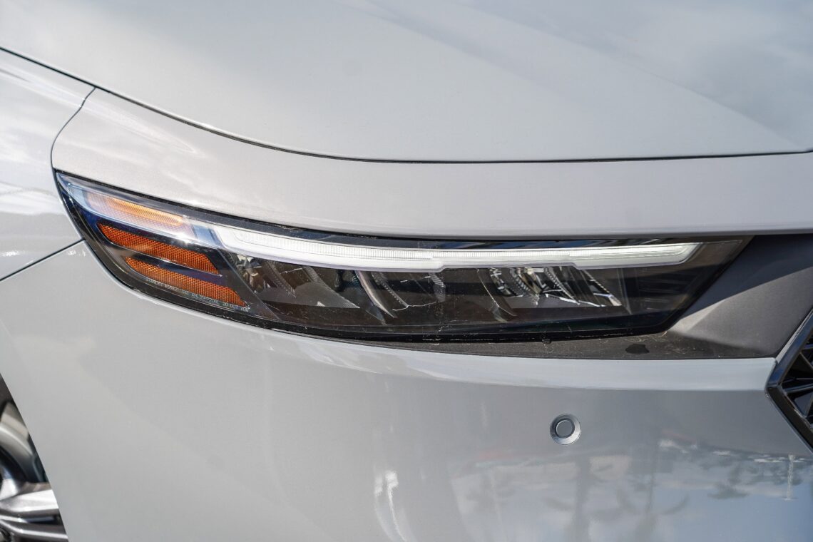 2025 Honda Accord Hybrid priekinis zibintas