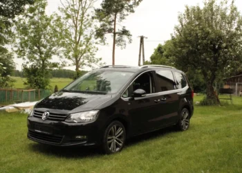 Prasčiausi VW modeliai pagal TÜV ir ADAC įvertinimus – šeši automobiliai pateko į rizikos zoną 2 Volkswagen Sharan 2013