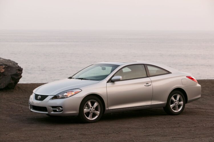 5 šiuolaikinės Toyota, kurios realiai pasiekia 320 000 km be rimtų gedimų 1 2007 Toyota Camry Solara