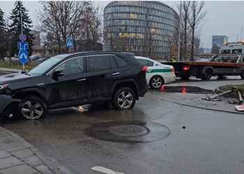 Avarija Vilniaus Lvivo gatvėje