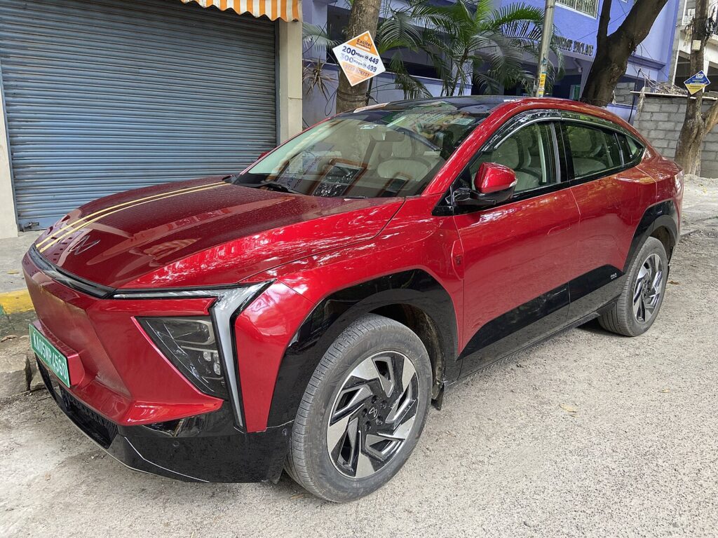 Elektrinio SUV pristatymas Indijoje
