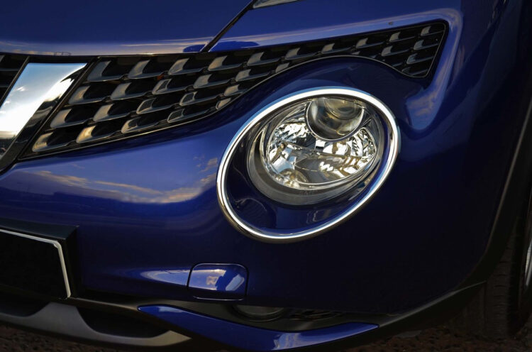 Nissan Juke priekinis zibintas
