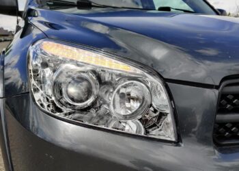 toyota rav4 2008 priekinis zibintas