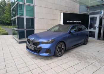 BMW 550e Touring