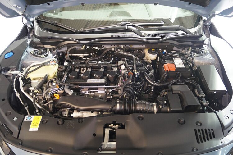 Honda 1.5 T VTEC benzininis variklis