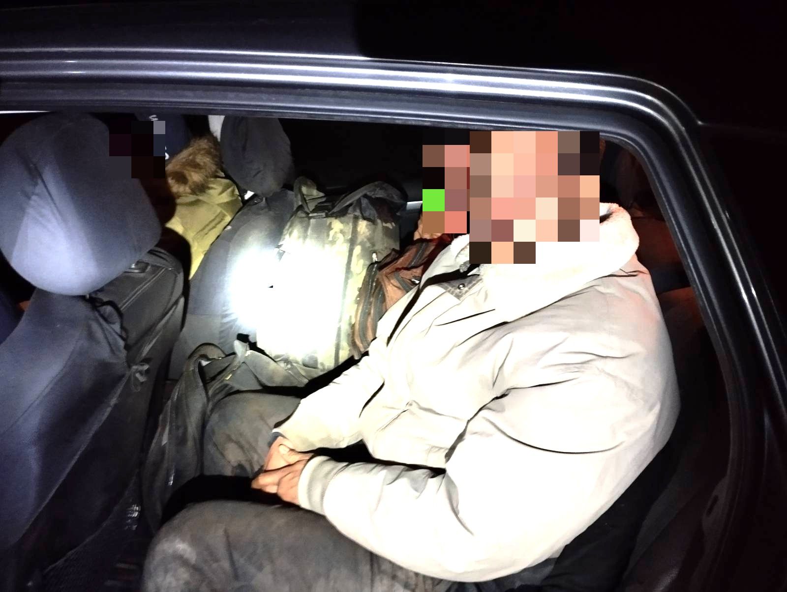 Lietuvos pasieniečiai vykdo neteisėtos migracijos kontrolę