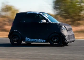 Miestų legenda grįžta naujasis Smart 2 vėl talpins tik du žmones