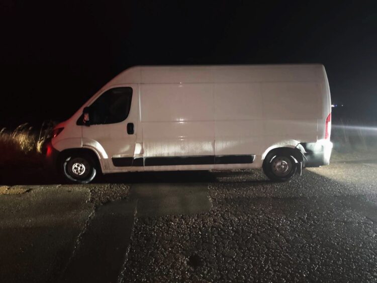 Peugeot Boxer furgonas sustabdytas Šiaulių rajone