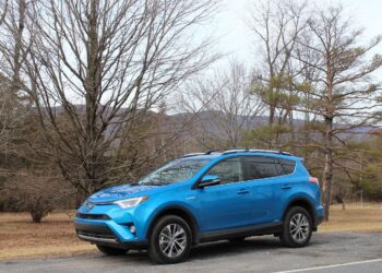 Toyota RAV4 Hybrid 2016