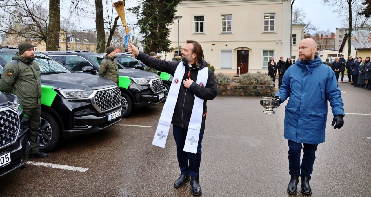 VSAT automobilių perdavimo ceremonija Vilniuje