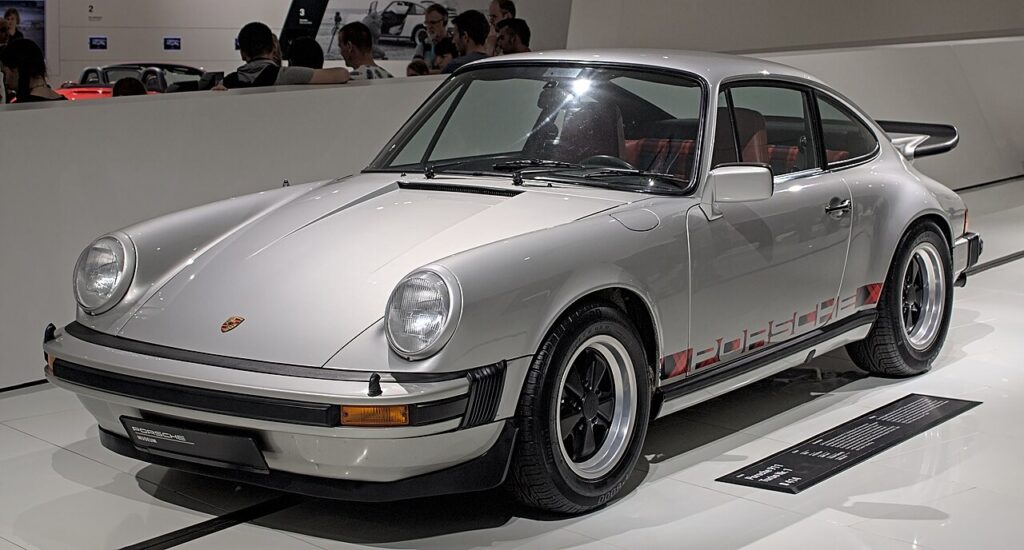 Porsche 930 Turbo klasikinis sportinis automobilis